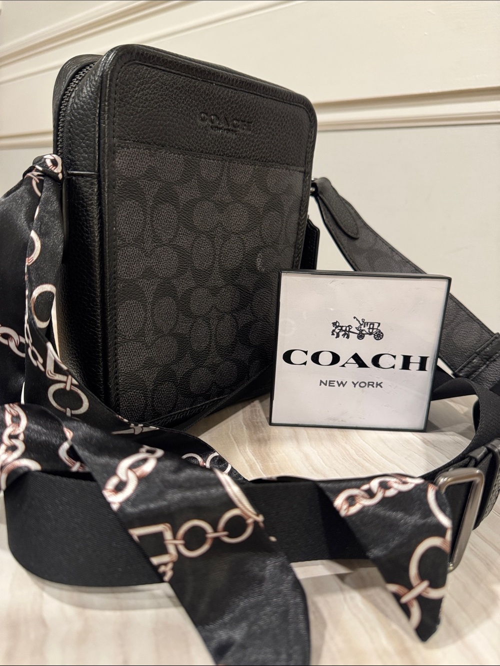 Coach Bag Sullivan Black Charcoal Signature Logo Crossbody Messenger Bag